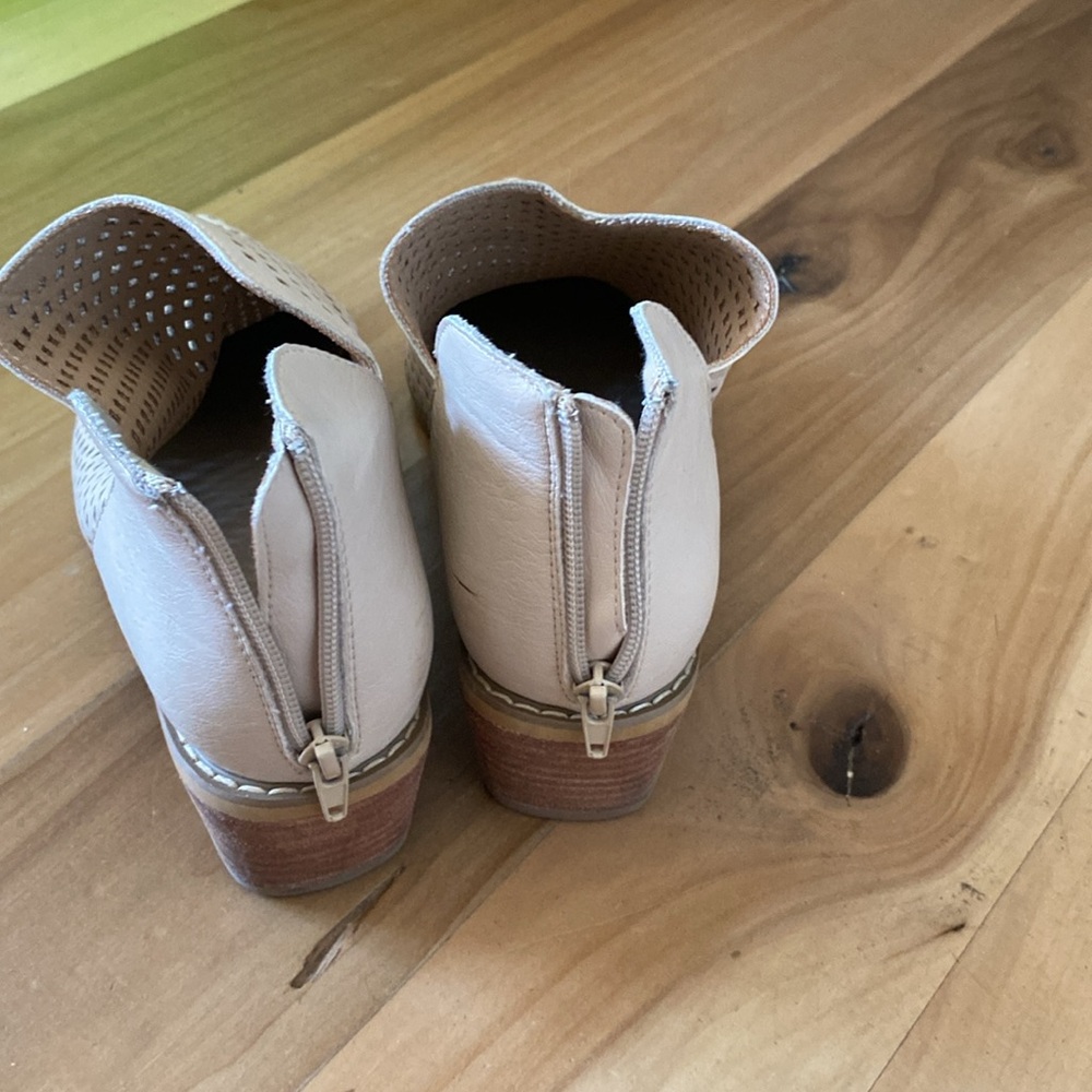 Miim perforated booties - Picture 6 of 6